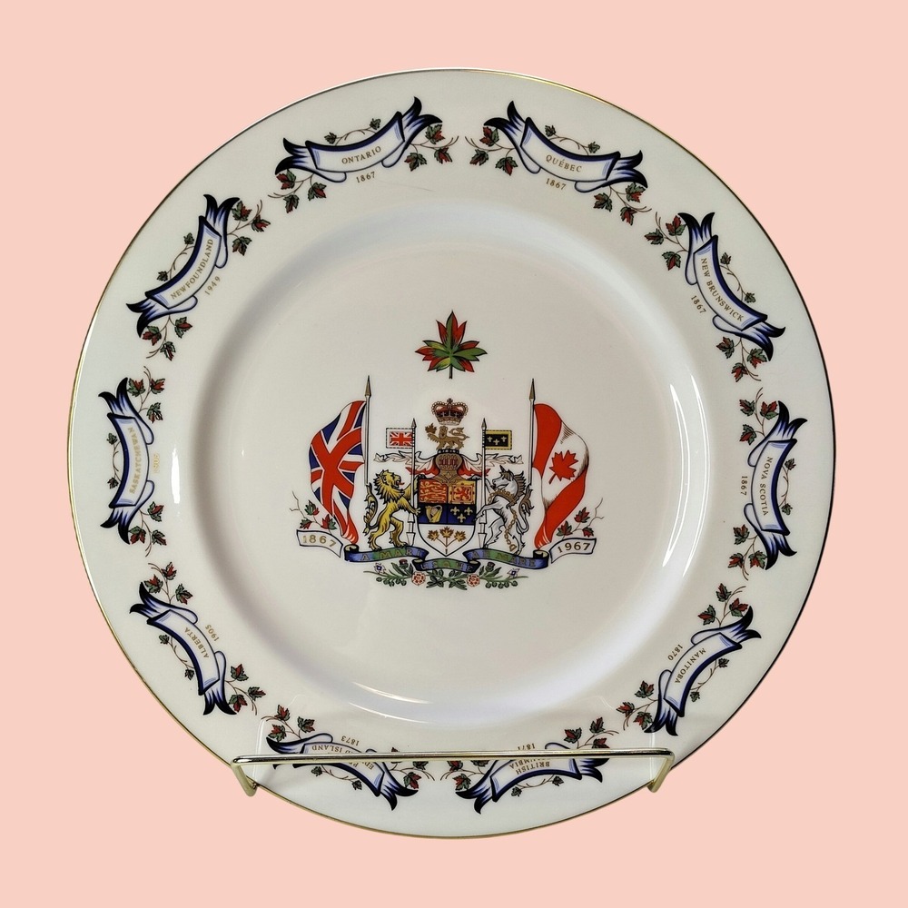 Aynsley England Bone China 1967 Centennial of Canadian Confederation Plate 10"